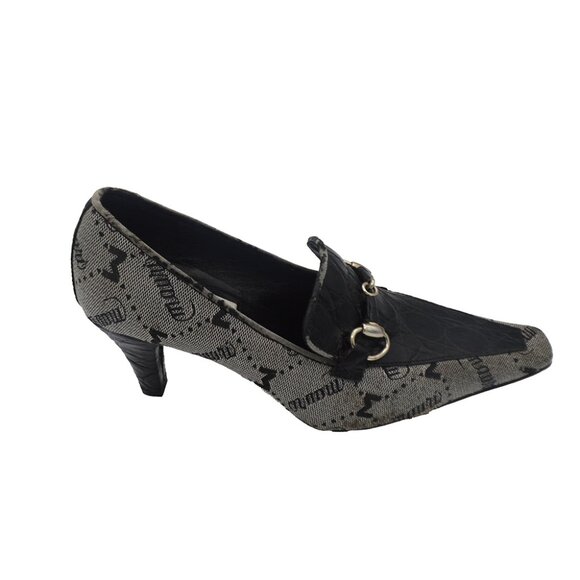 Mauri Display Fabric and Alligator Heels - Picture 1 of 3